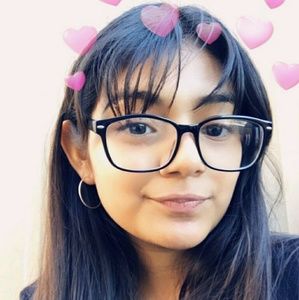 Meet your Posher, Lisette